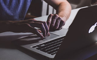 kaiyun开云·官方网站-《电竞产业多元布局：从游戏开发到赛事运营全线发力》，电竞产业分析数据参考