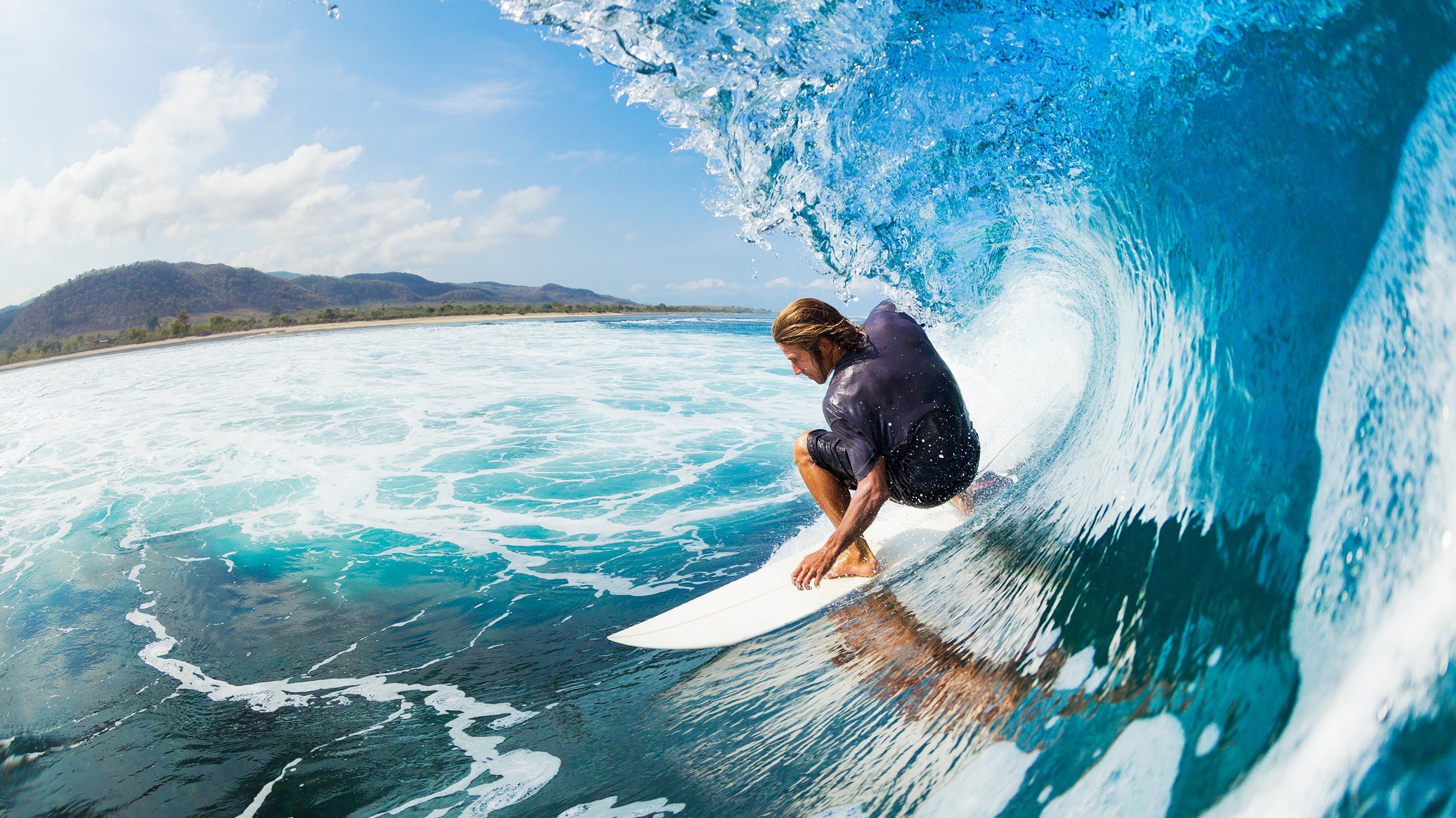 德国马术协会引入智能马鞍系统,实现实时数据监测与分析,提升骑乘体验。