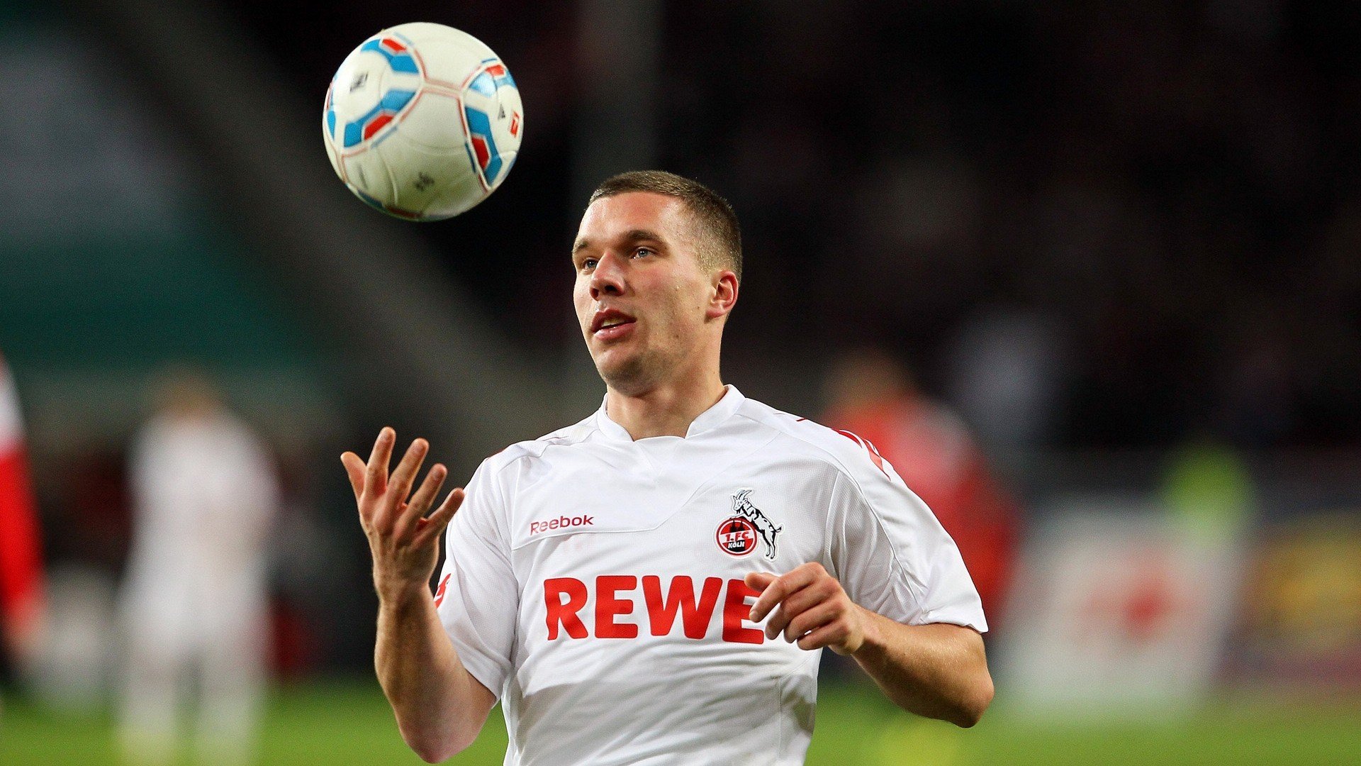 比利时队连续第五次晋级欧洲杯,称霸射手榜,比利时欧洲杯比赛结果